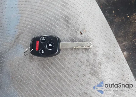 2013 Honda Civic Hybrid z USA, uszkodzony, nr VIN 19XFB4F28DE000717